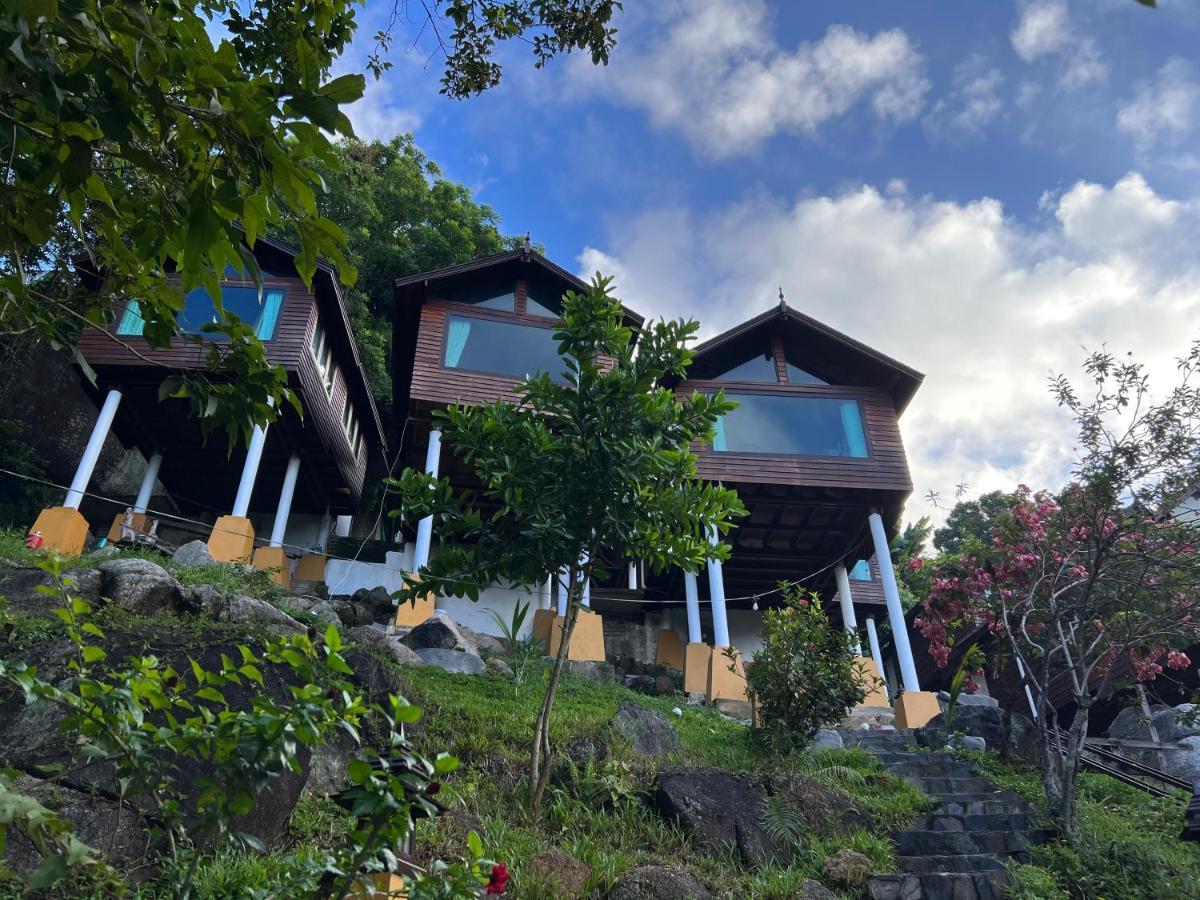 คาวาริน ซีเคร็ต ฮัท โฮเทล แอนด์ รีสอร์ท Ban Nua ภายนอก รูปภาพ