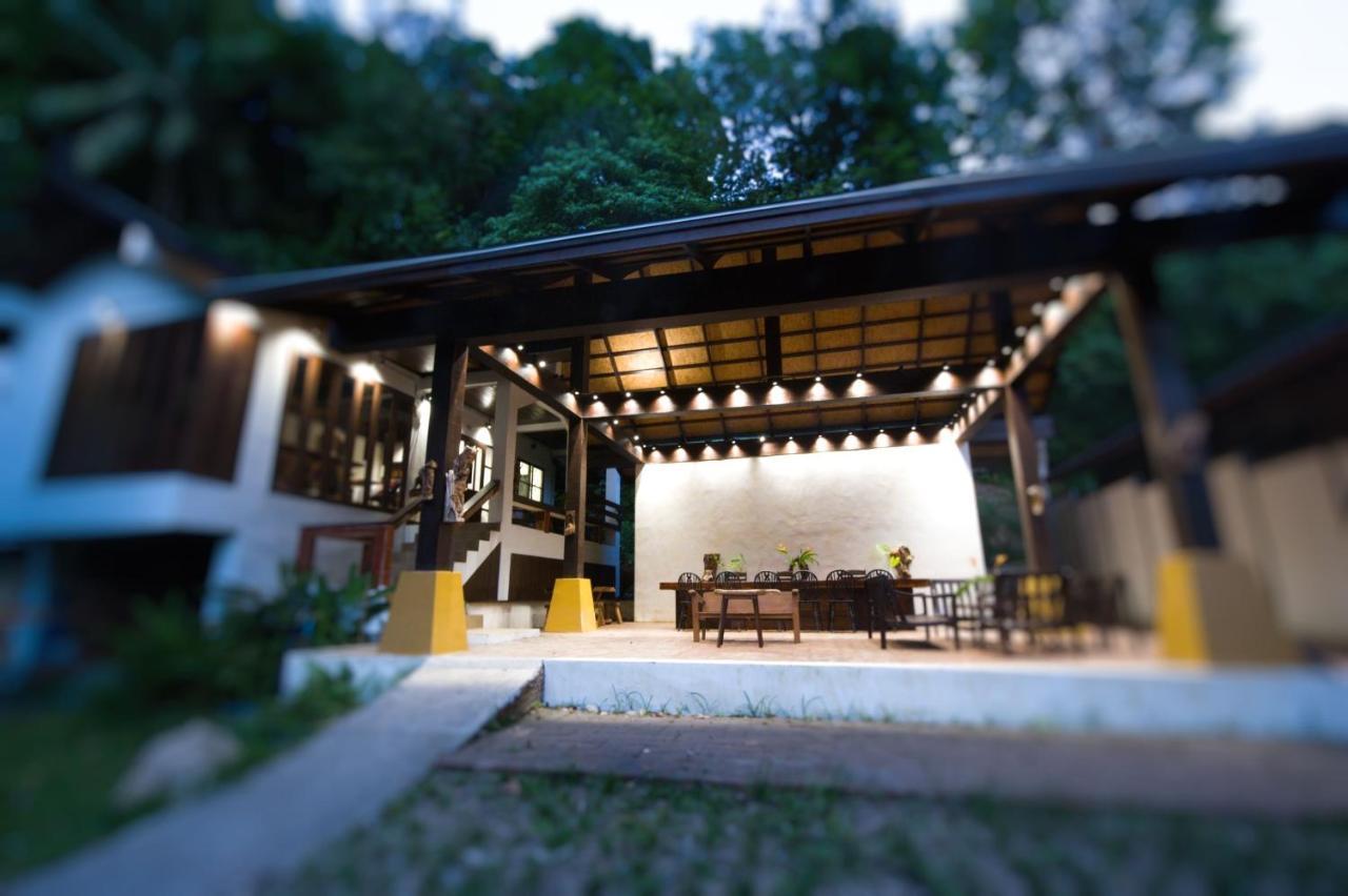 คาวาริน ซีเคร็ต ฮัท โฮเทล แอนด์ รีสอร์ท Ban Nua ภายนอก รูปภาพ